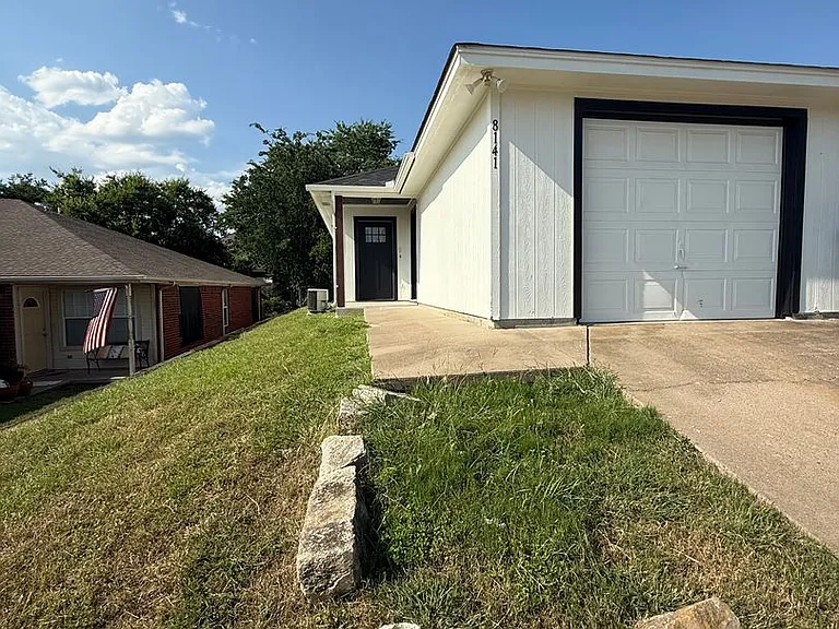 8141-8143 Julie Ave — Photo 1