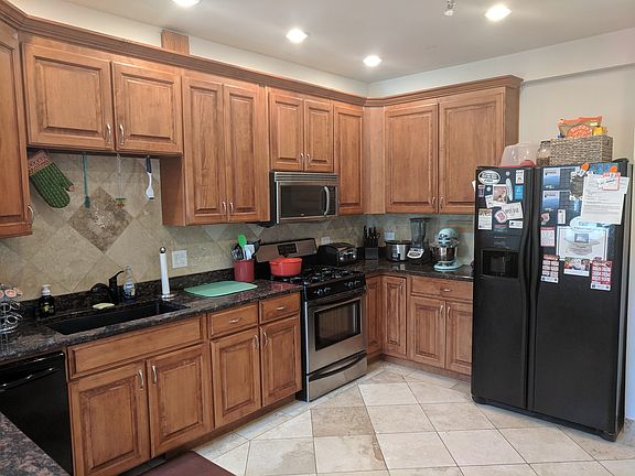 2nd image of 2299 Briar Ct #2299