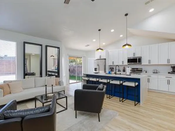 740 Rusty Spur Dr, Henderson, NV 89014