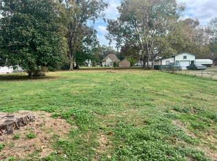 310 Elm St, Martin, TN 38237