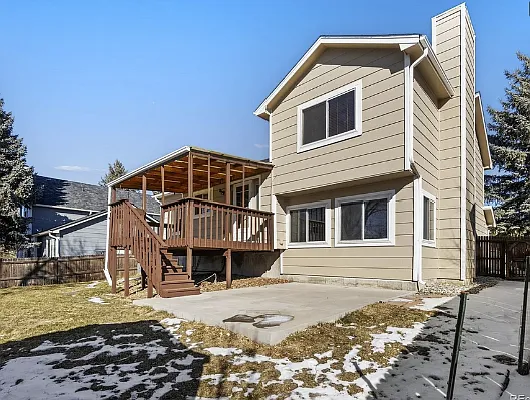 5 bed, 2102 sqft, $670 — Photo 2