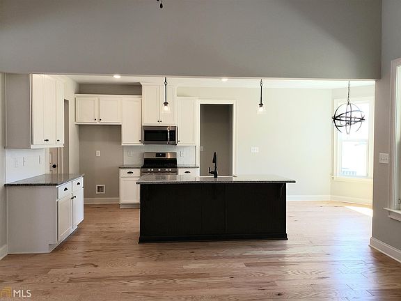 5th image of 25 Oakhurst Trl Lot 88