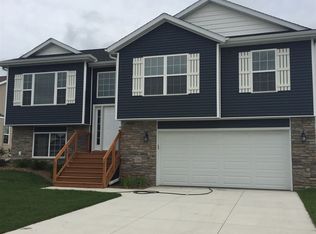 1350 Hancock St, North Liberty, IA 52317