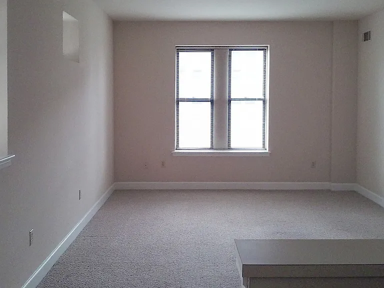Kingsbury — Photo 42