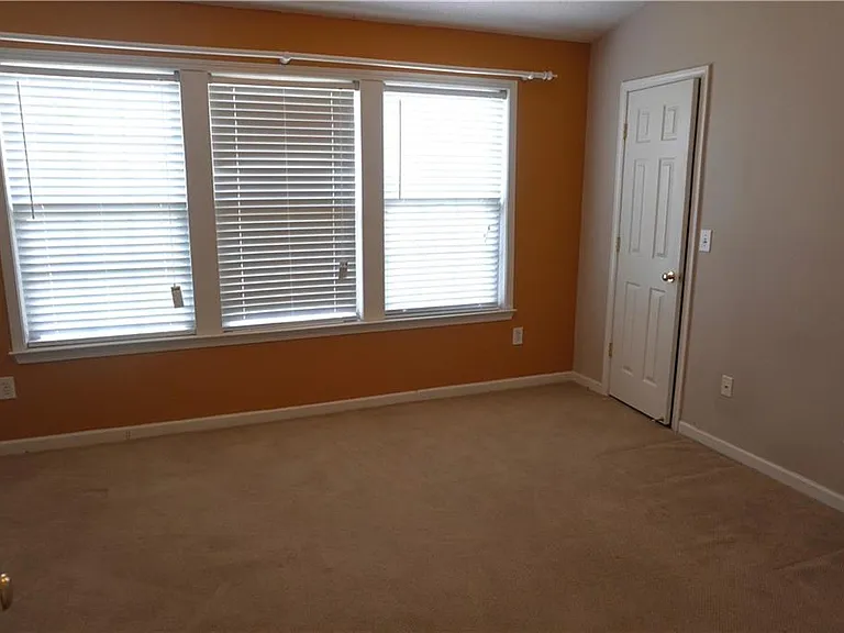 71 Highoak Dr NE #13 — Photo 12