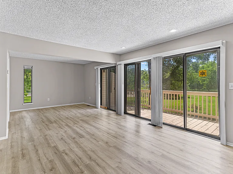 5317 Fairway Ln — Photo 12