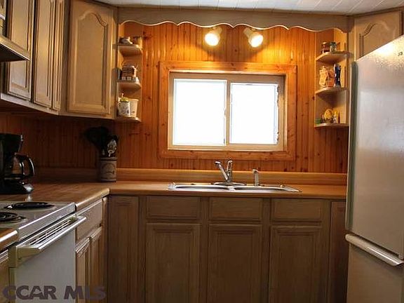 4th image of 109 Deer Creek Ln