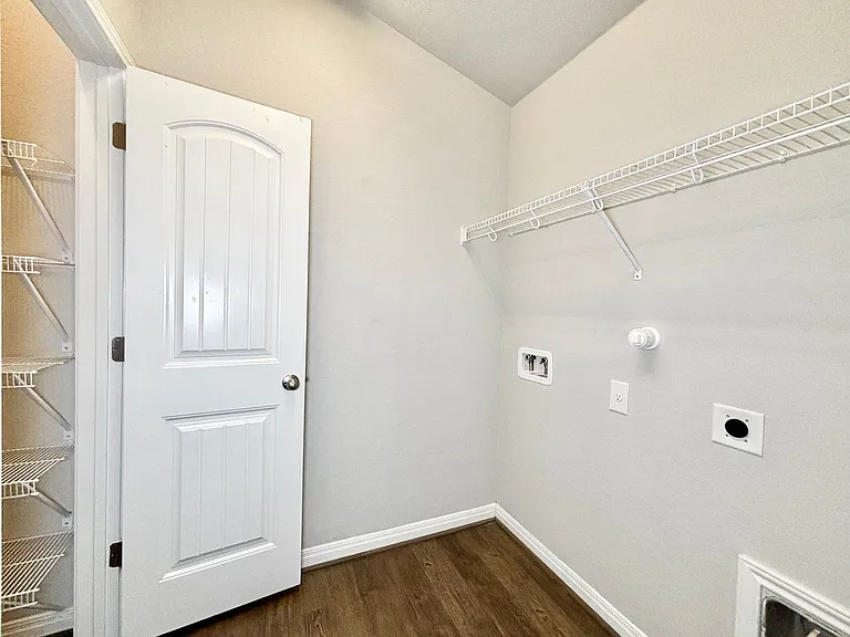 6818 Hanover Stone — Photo 12
