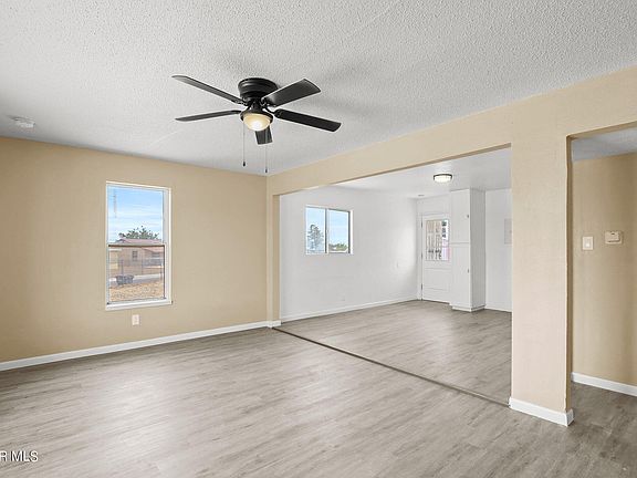 3rd image of 4024 Sheppard Ave