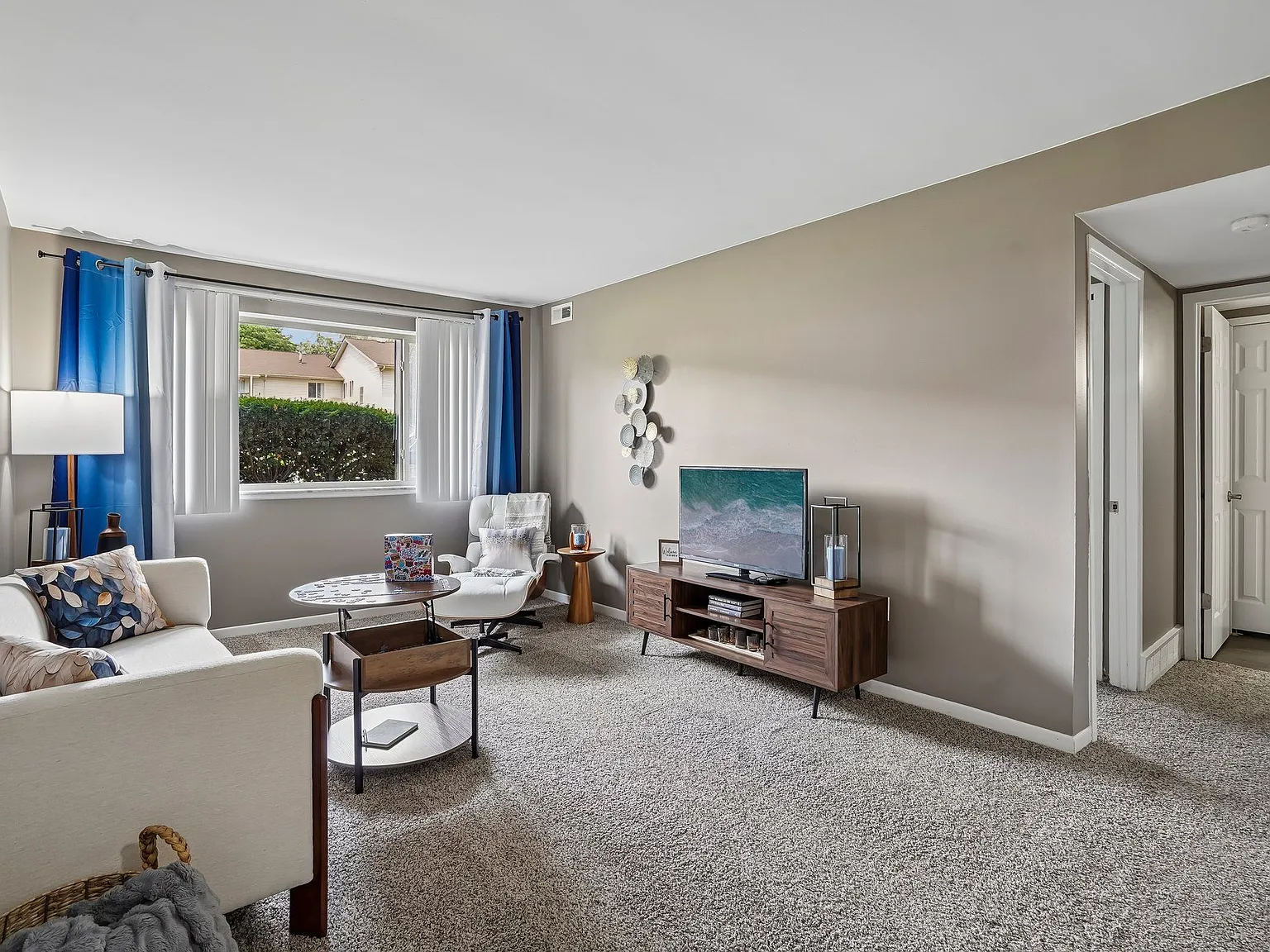 Brighton Cove — Photo 1