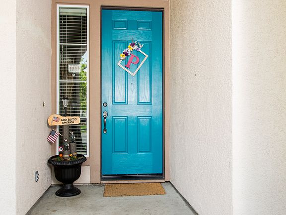 4th image of 3305 Aruba St