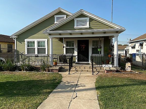2nd image of 2936 Estara Ave