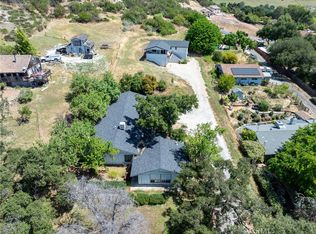 9755 Las Lomas Ave, Atascadero, CA 93422