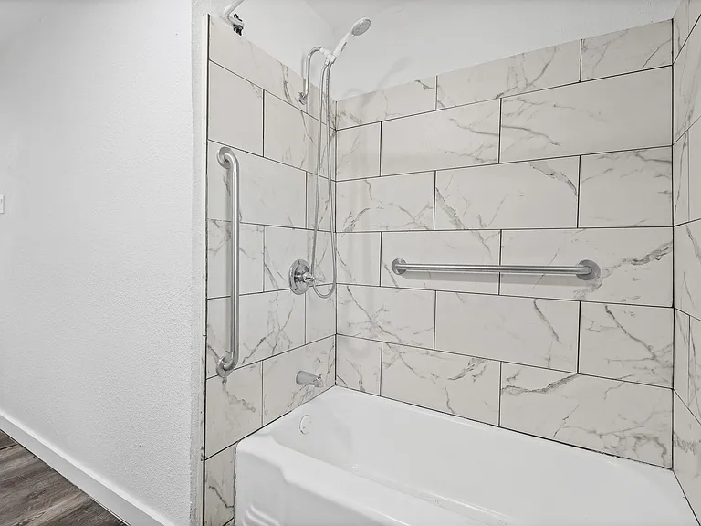 2515 Yeager St — Photo 21