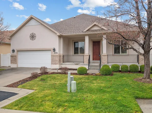 10596 S Pinyon Pines Ct W, South Jordan, UT 84095