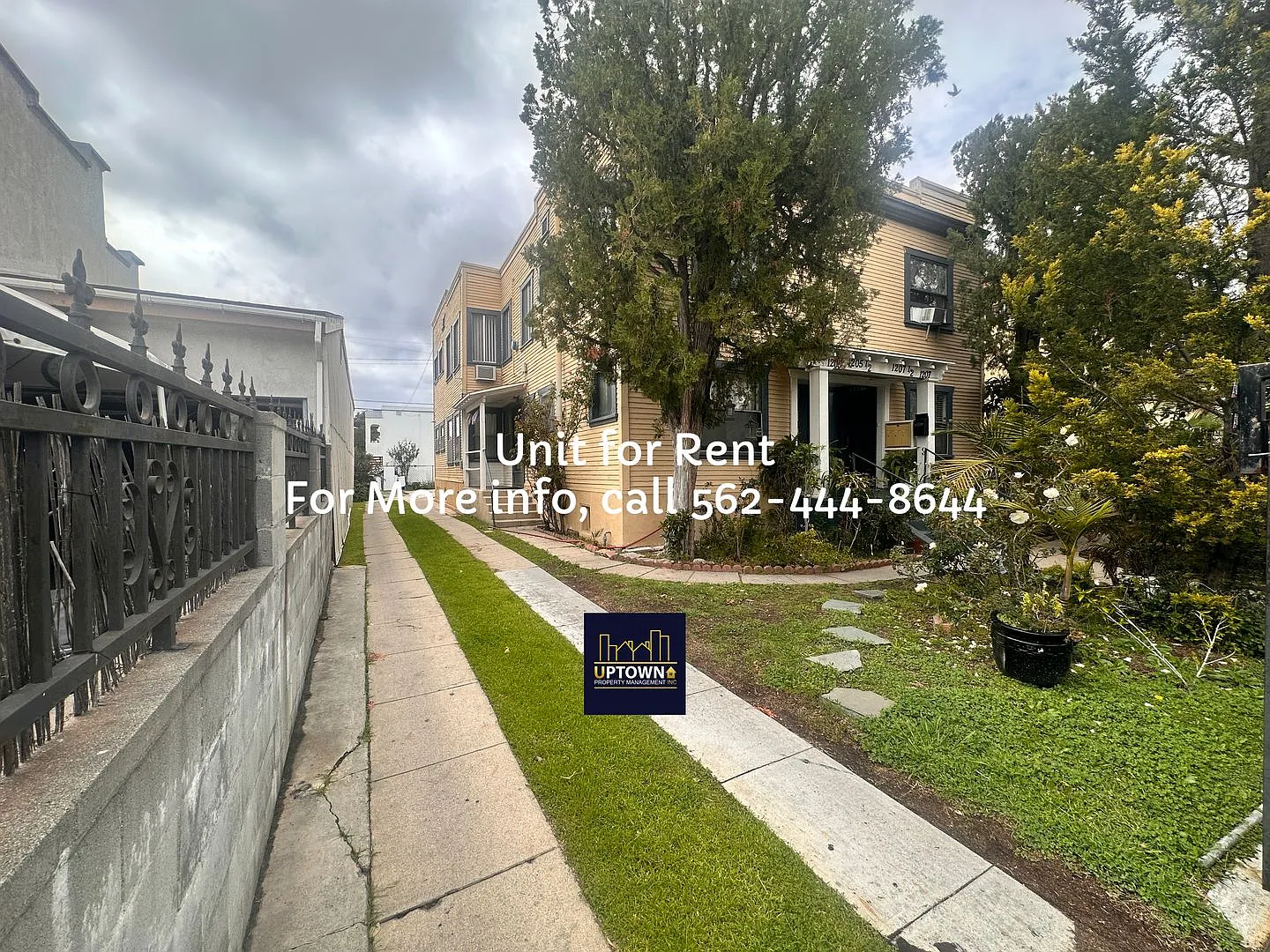 2 Bedrooms / 1 Bath / West Hollywood — Photo 3