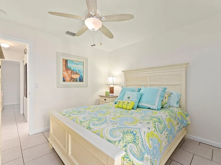 1301 Carlton Ct — Photo 12