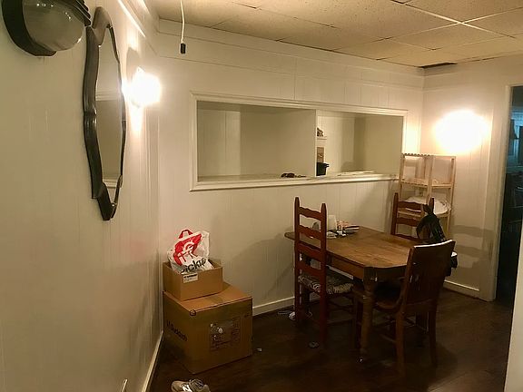5th image of 633 Clairmont Cir #2