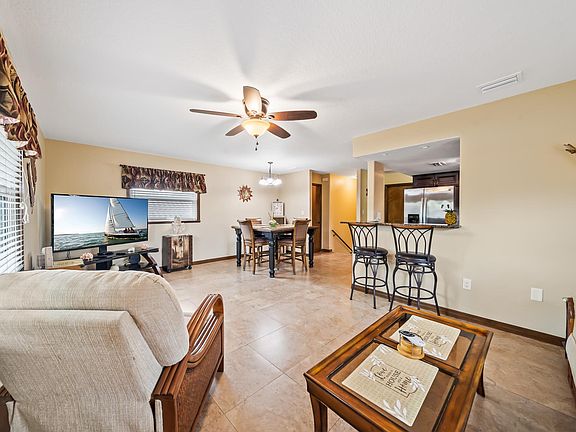 3rd image of 5250 Highway A1a