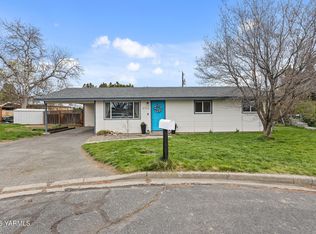 3702 Parkway Pl, Yakima, WA 98902