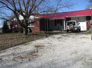 209 Rr 1, Bridgeport, IL 62417