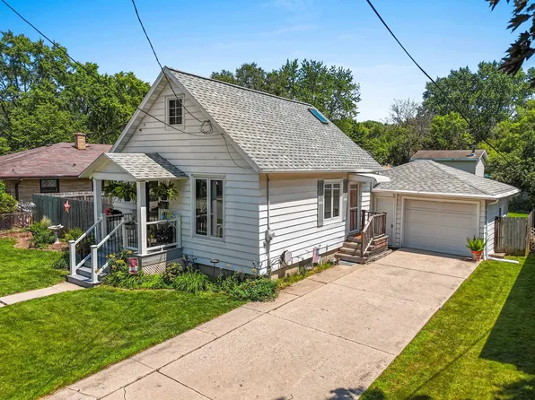 1107 Wirtz Ave, Green Bay, WI 54304