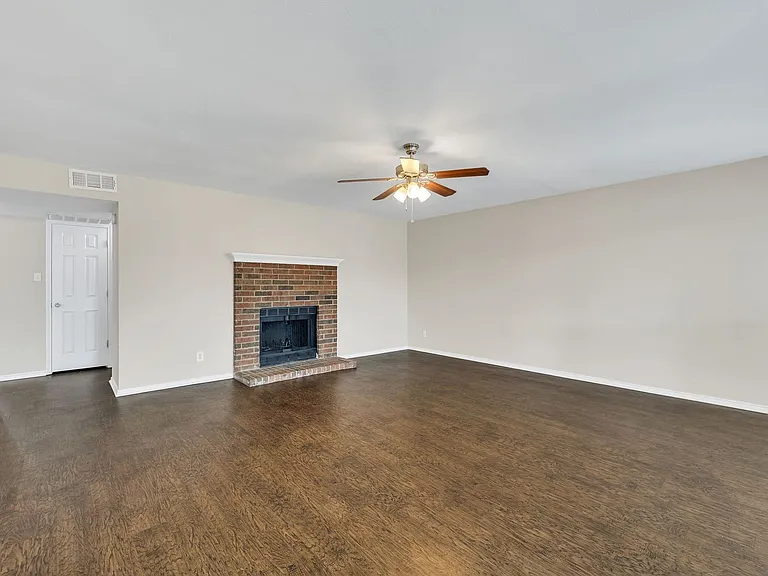 5033 Winder Ct — Photo 6