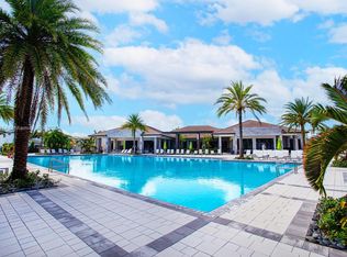8167 NW 41st St UNIT E104, Miami, FL 33166