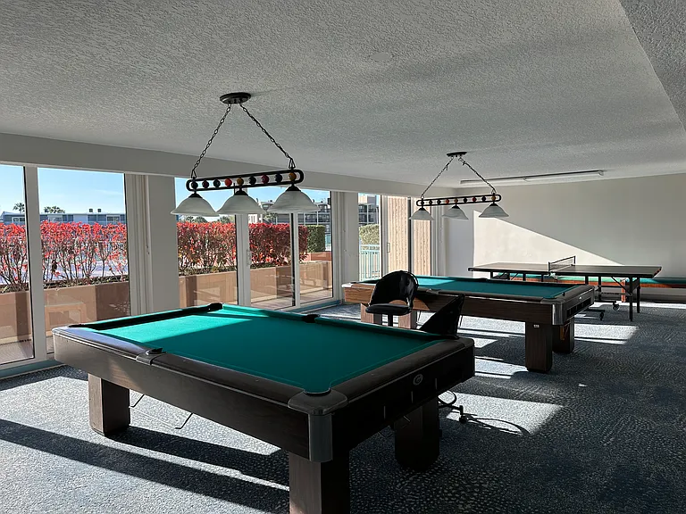 Billards