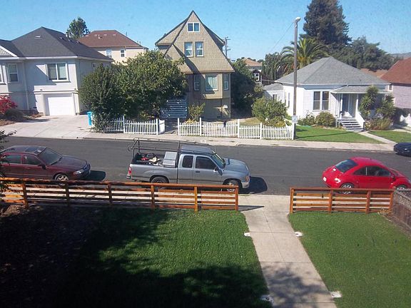 3rd image of 1009 York St #A