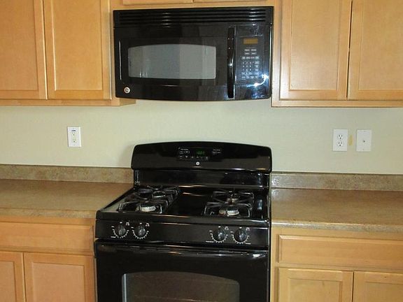 3rd image of 26172 W Runion Dr