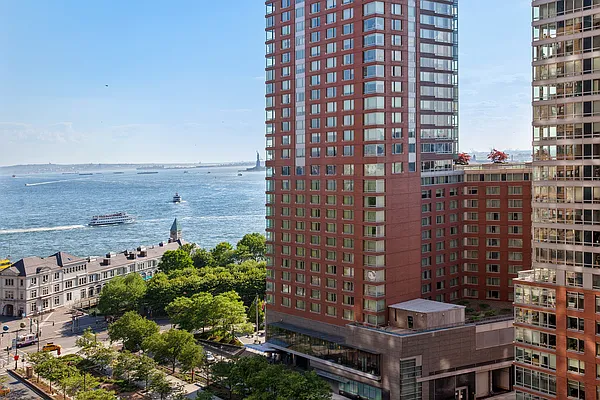 Rented by New York Residence | media 42