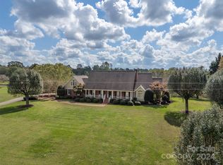 660 Old Stonecutter Rd, Rutherfordton, NC 28139