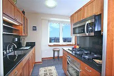 Rented by Domus Realty