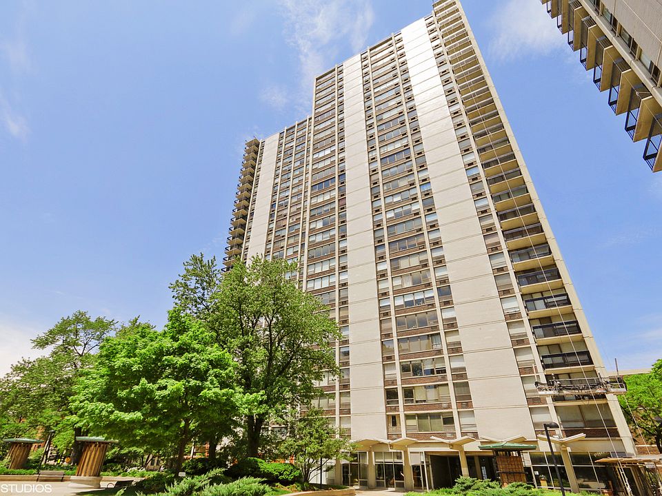 1st image of 1460 N Sandburg Ter APT 1403