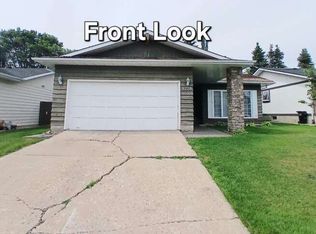 8728 181st St NW, Edmonton, AB