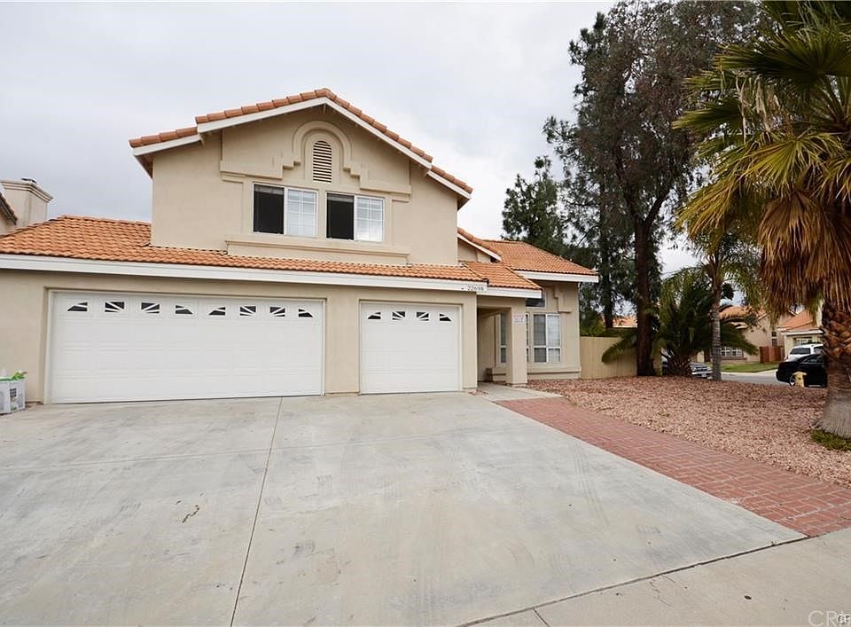 1st image of 22698 Westlake Dr