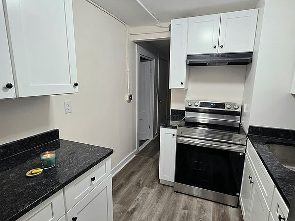 5th image of 121 Legris Ave Floor 2