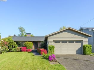 1155 SW Chestnut Dr, Portland, OR 97219