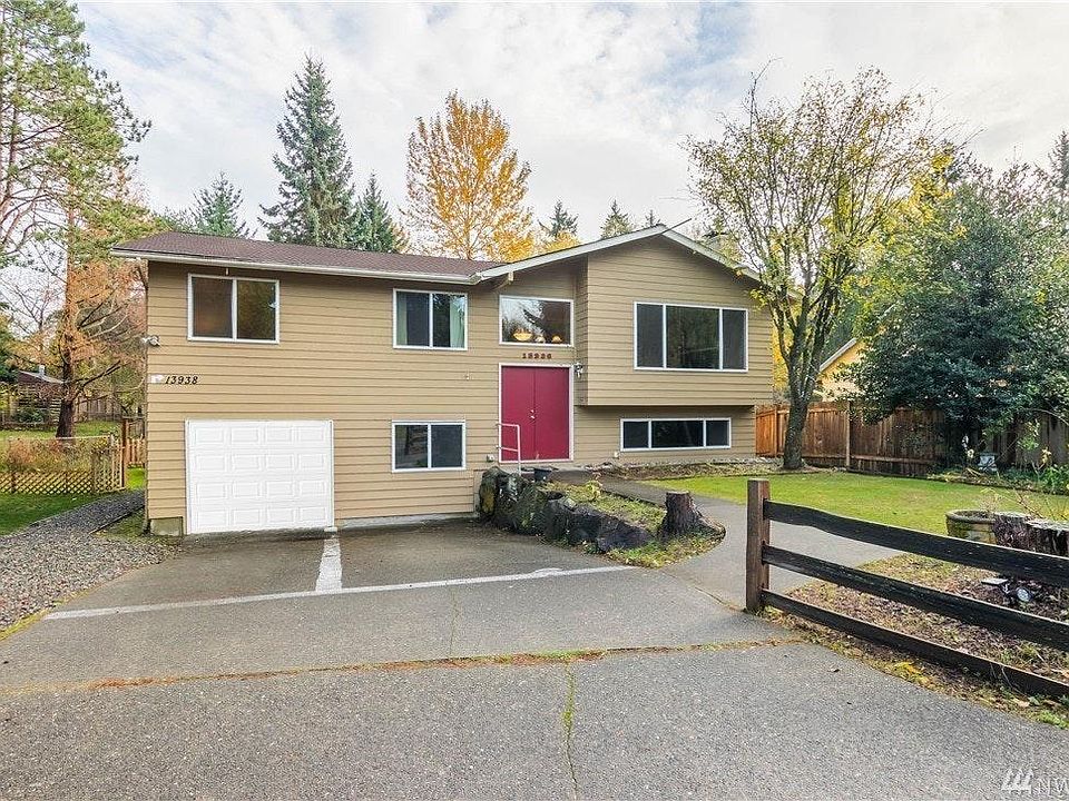 1st image of 13936 103rd Ave NE