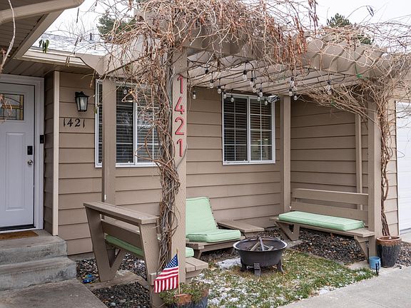 3rd image of 1421 Cimarron Ave