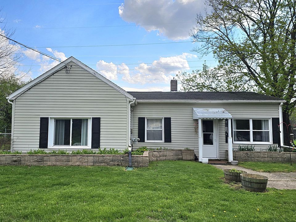 1st image of 583 Shirley Dr