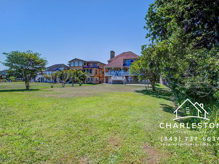 1739 Indigo Island Dr — Photo 68