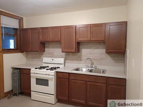 3rd image of 5401 W Berenice Ave #2