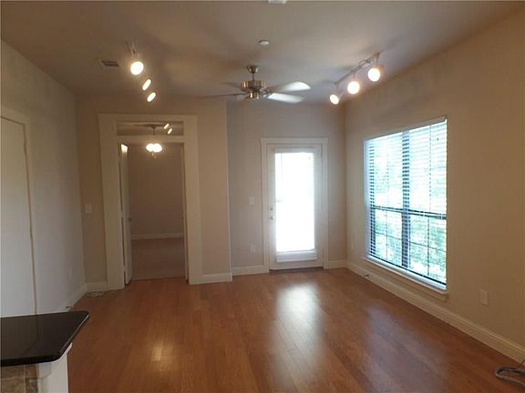 5th image of 6159 Oram St APT 205