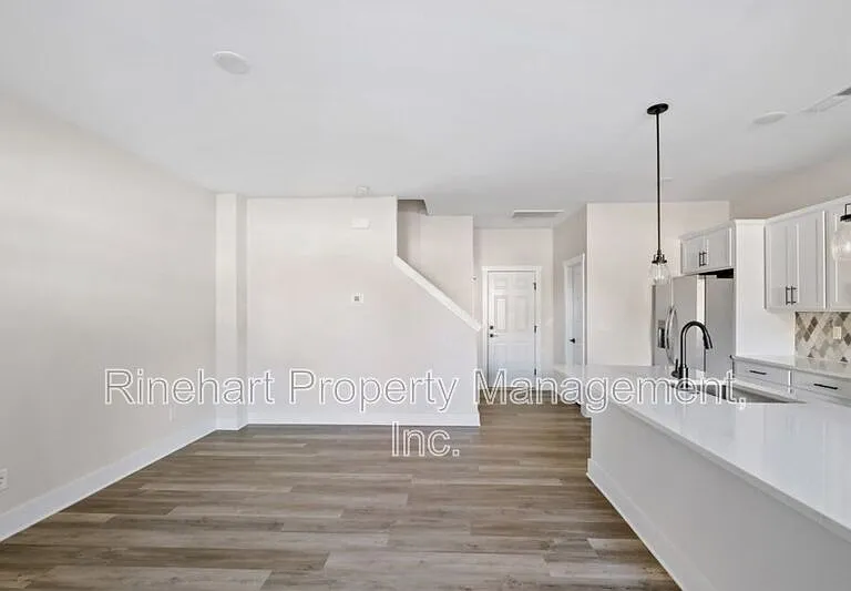 380 Ginsberg Rd — Photo 8