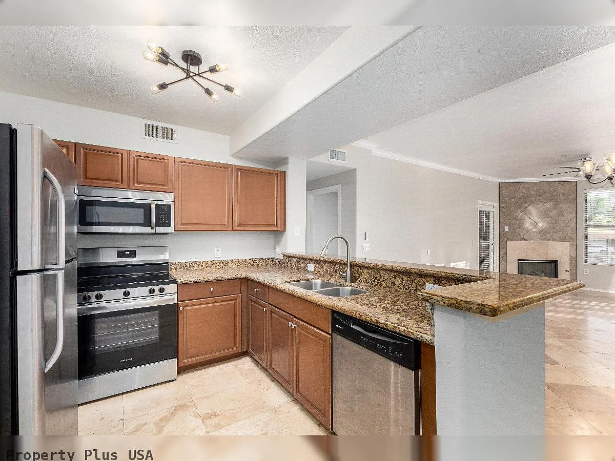 2 bed, 2.0 bath, 1146 sqft, $2,150 — Photo 3