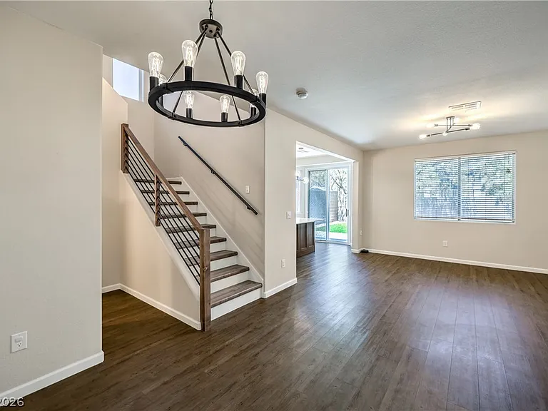 10650 Streamside Ave — Photo 3