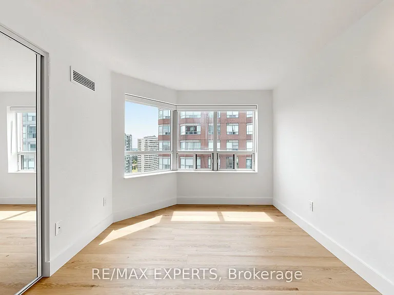 325 Webb Dr #2003 — Photo 30