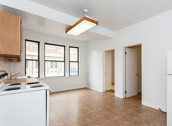 1st image of 2319 N Kedzie Blvd #31493